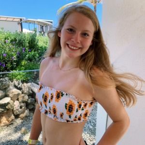 Meet your Posher, Nikki